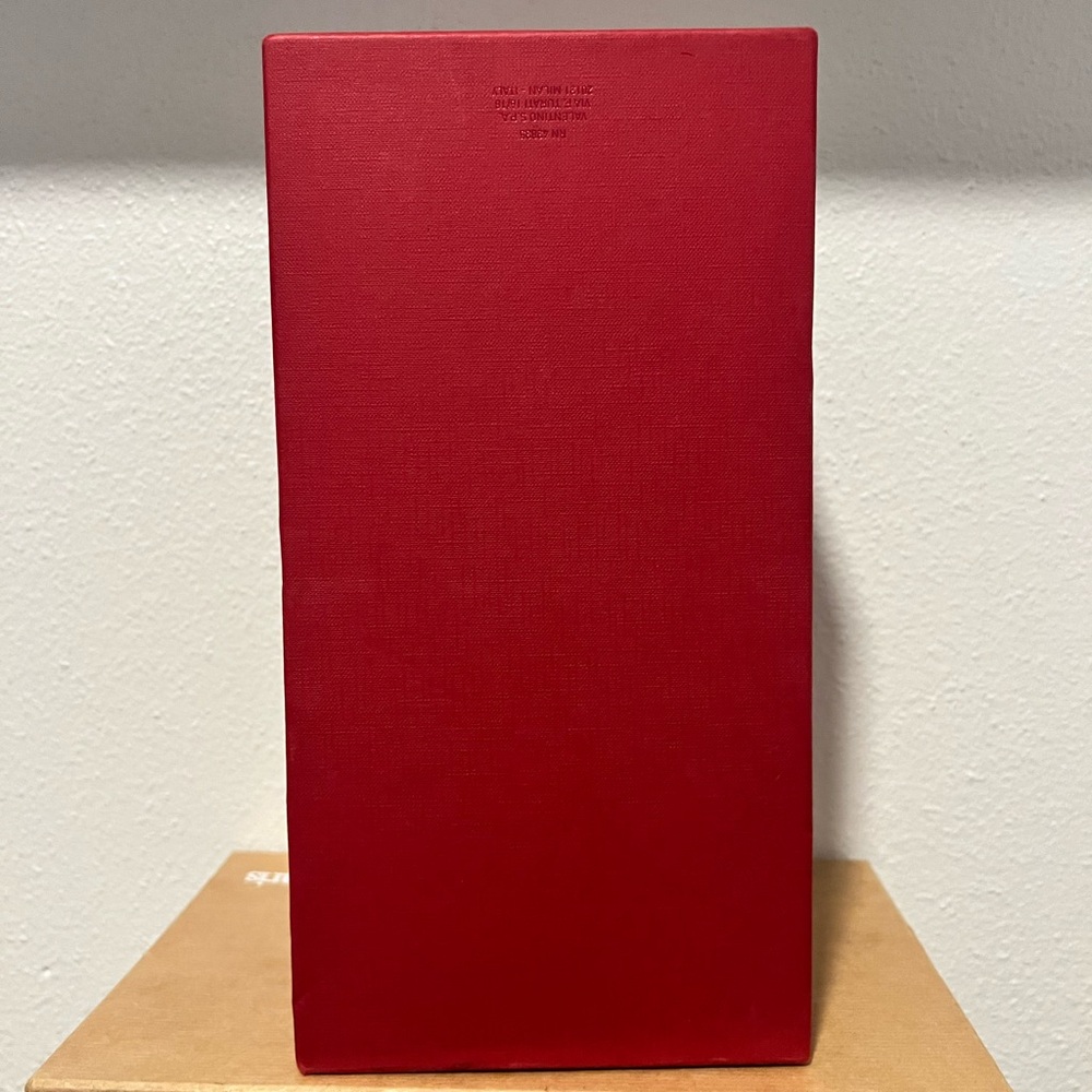 Valentino Box - Picture 2 of 5
